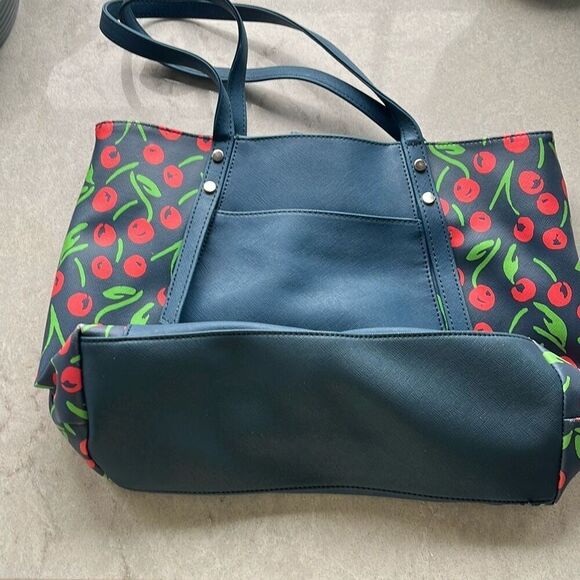 Dabney Lee Cherry tote - Picture 2 of 4